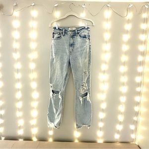 A&F The Ankle Straight Super High Rise Jeans